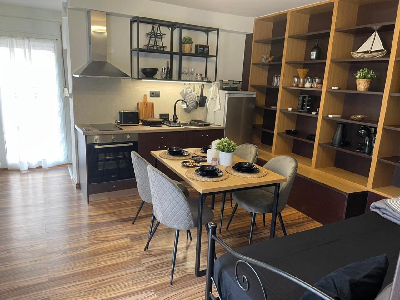 Cocomelo Apts 3 Luxury Iraklio Eksteriør bilde