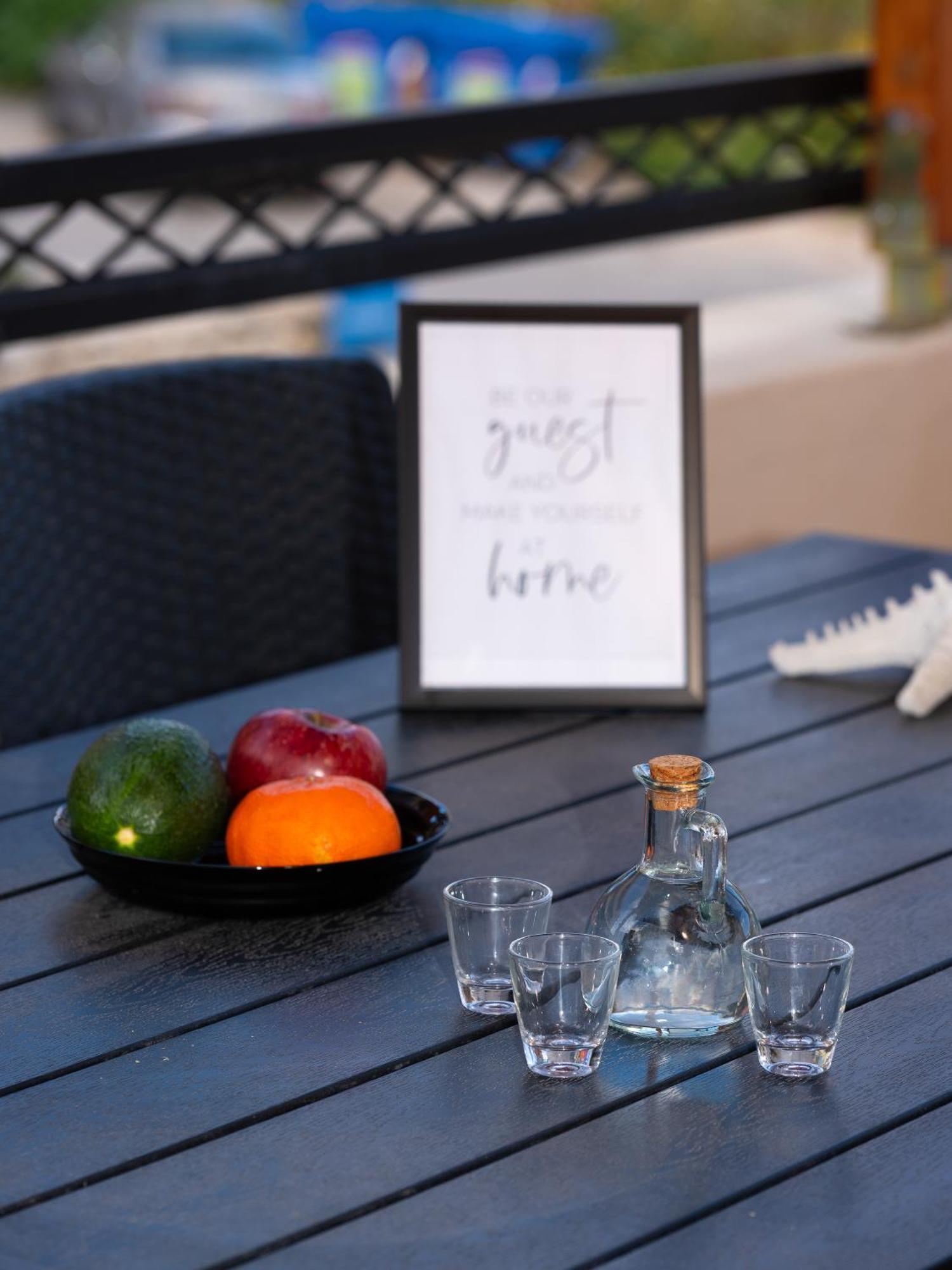 Cocomelo Apts 3 Luxury Iraklio Eksteriør bilde
